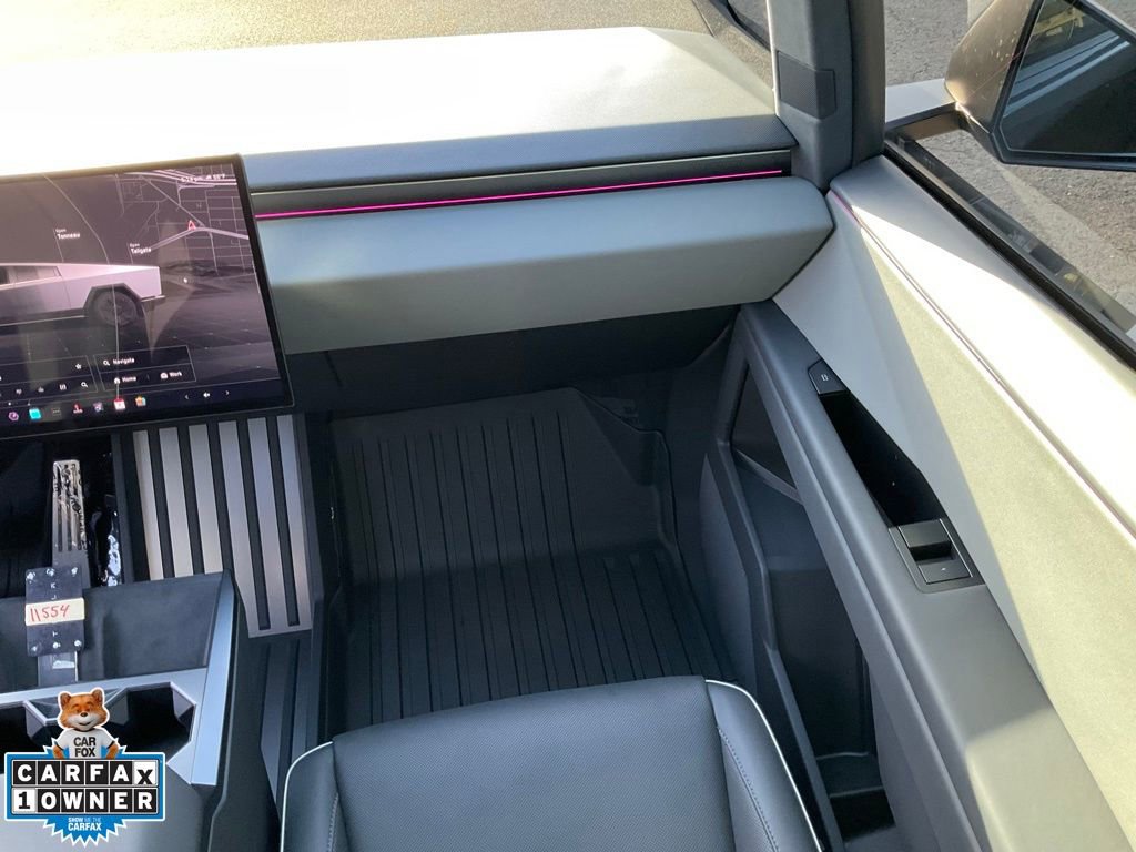 Used 2024 Tesla Cybertruck AWD Crew Cab image 61