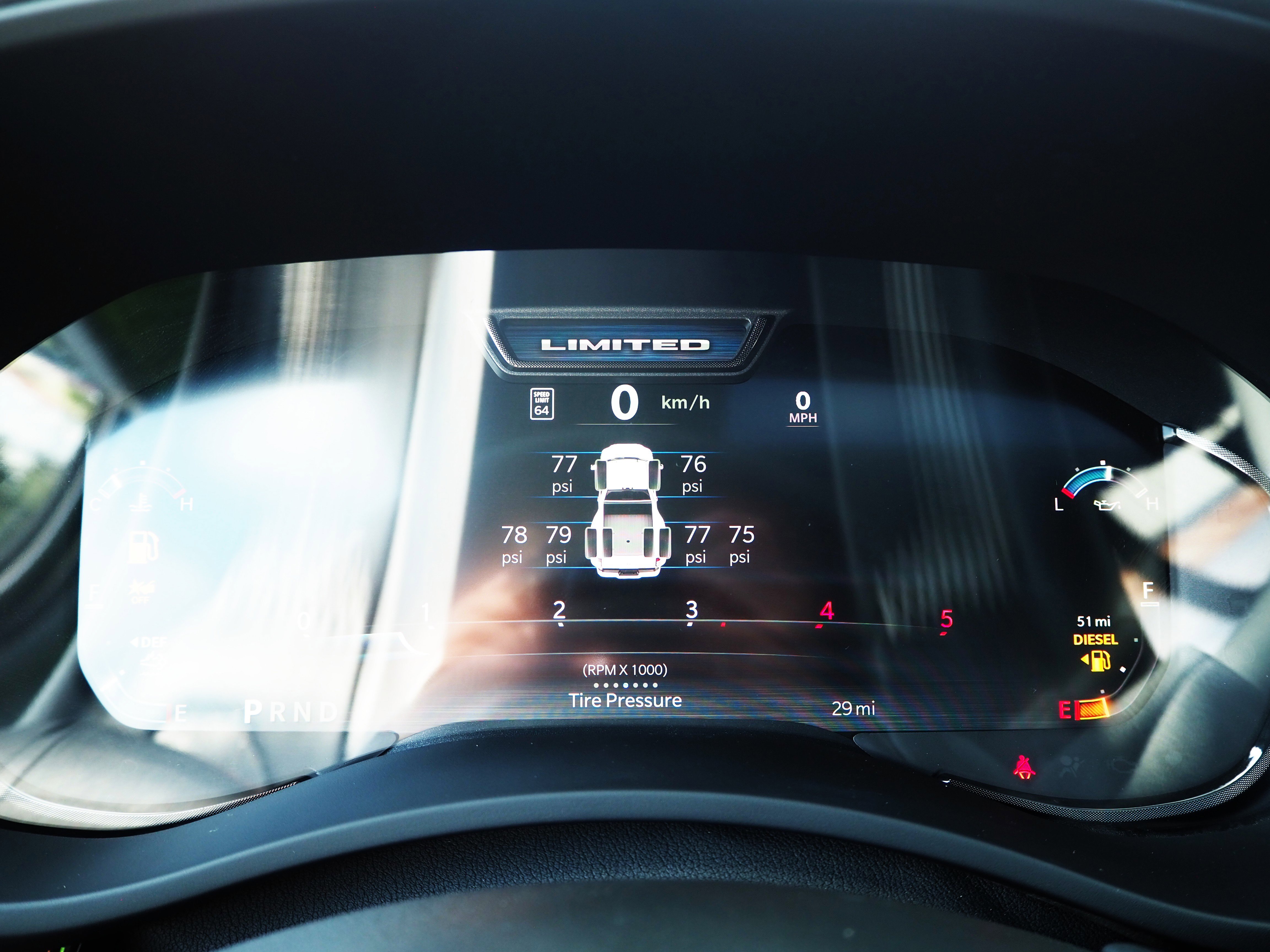 New 2025 RAM 3500 Limited image 32