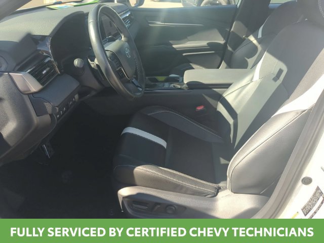 Used 2025 Toyota Camry SE FWD image 23