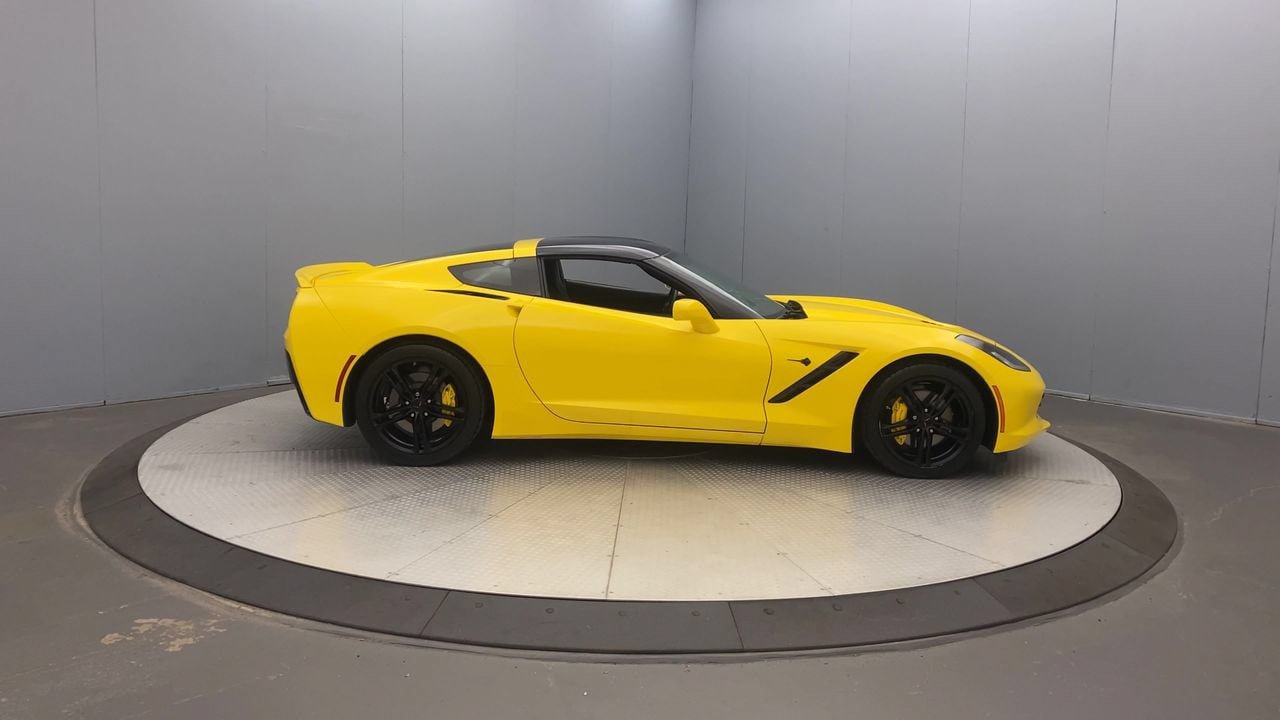 Used 2016 Chevrolet Corvette Stingray Coupe w/ 2LT Preferred Equipment Group RWD image 6