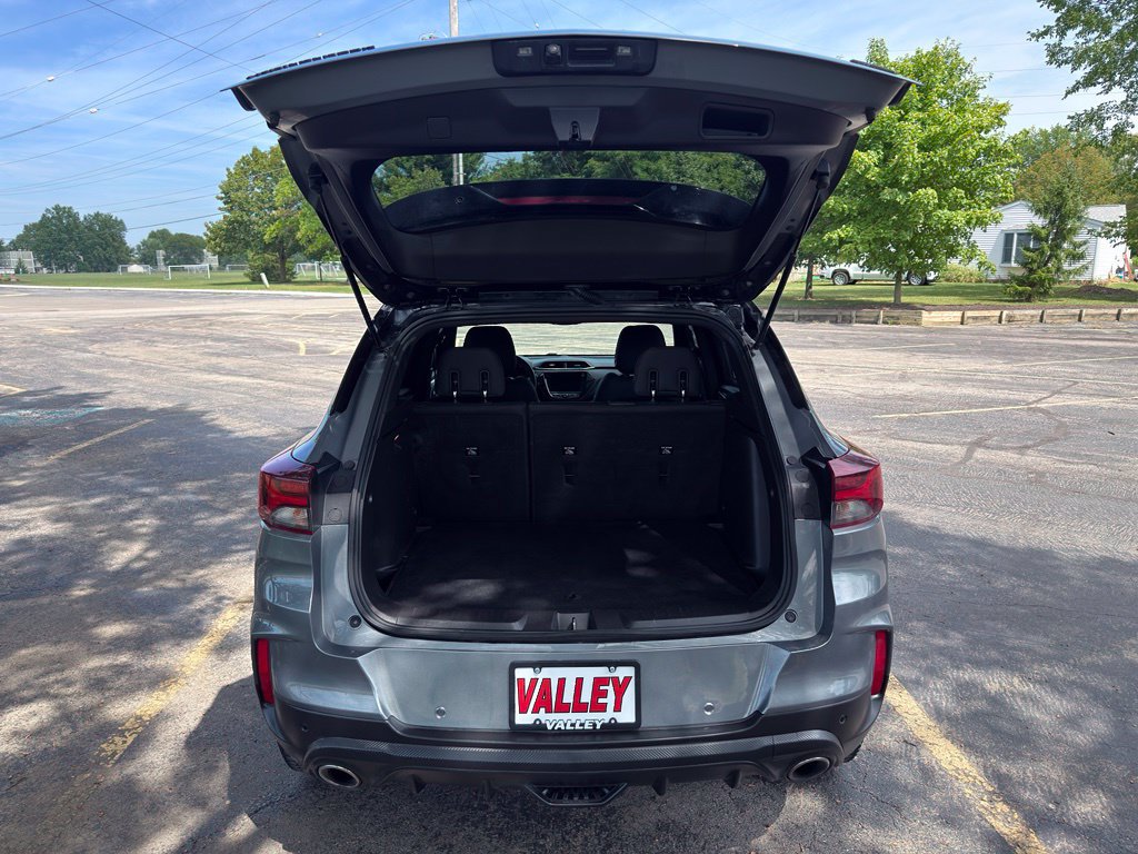 Used 2021 Chevrolet TrailBlazer RS w/ Convenience Package FWD image 22