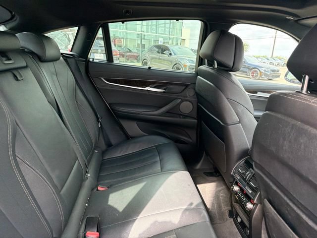 Used 2019 BMW X6 xDrive50i w/ M Sport Package AWD/4WD image 11