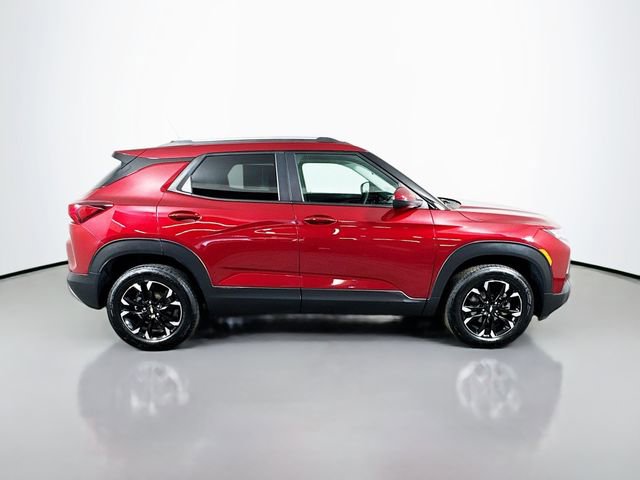 Used 2022 Chevrolet TrailBlazer LT AWD/4WD image 9