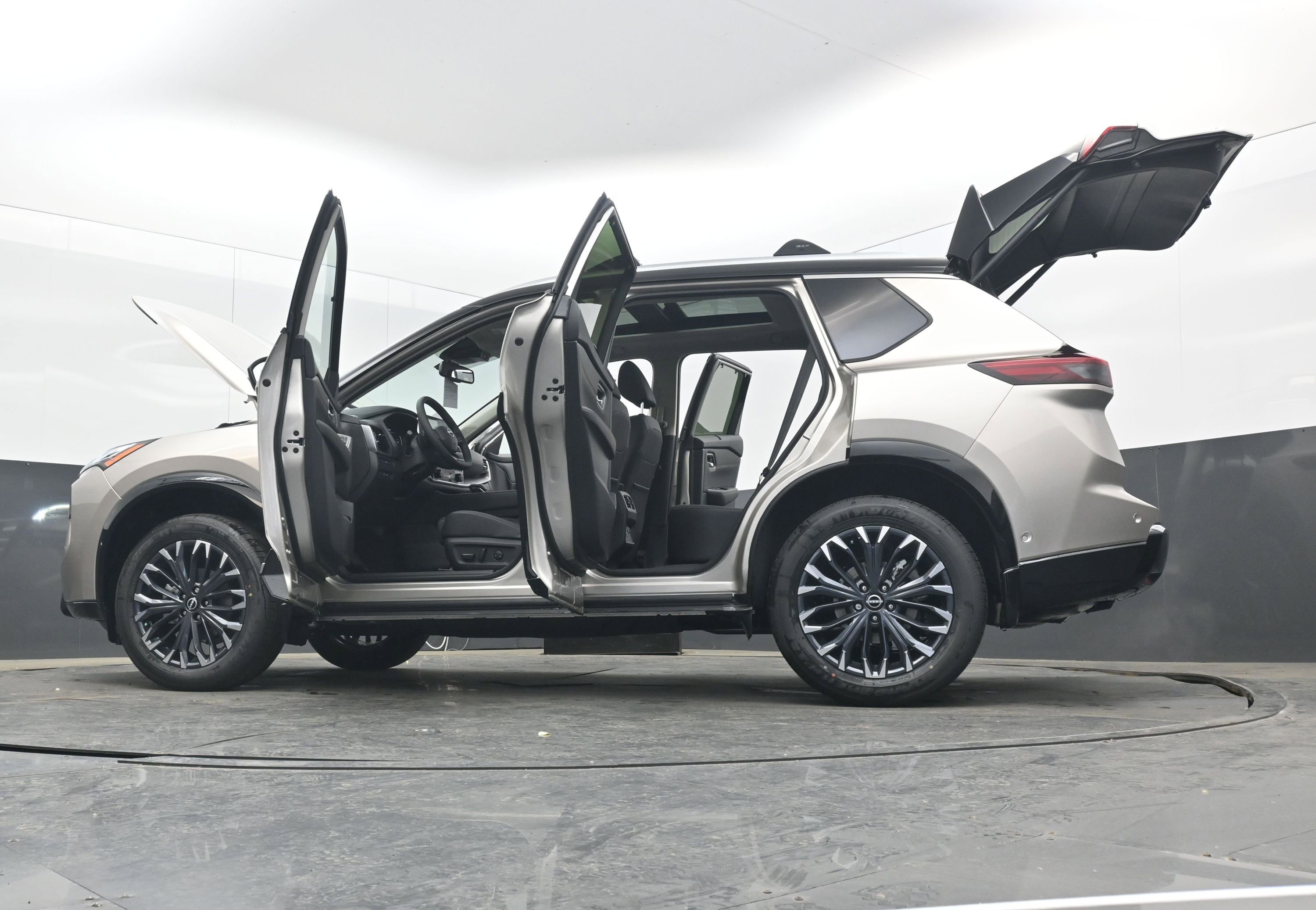 New 2026 Nissan Rogue Platinum image 44