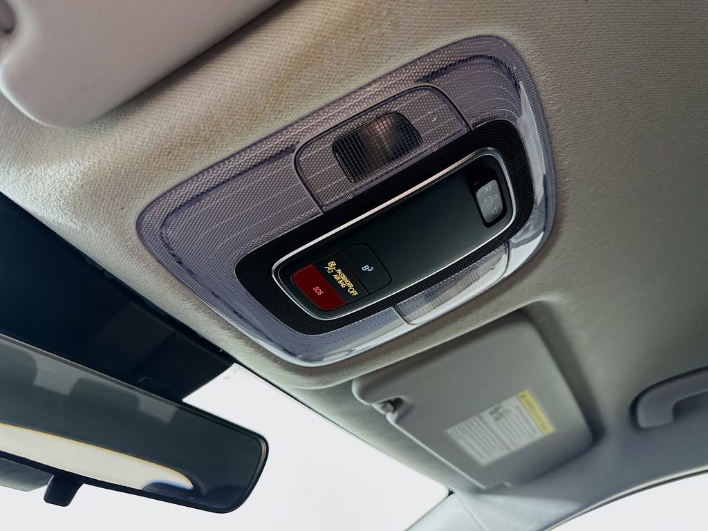 Used 2025 Hyundai Kona SEL image 32