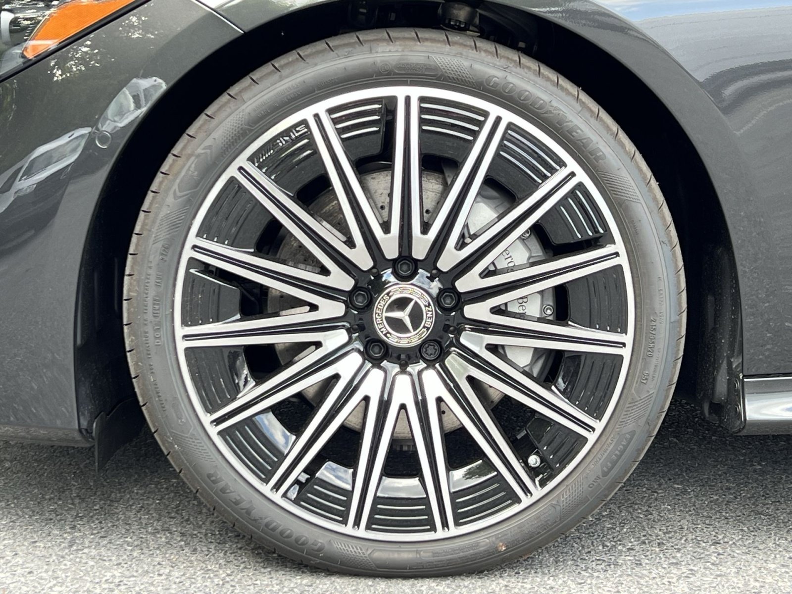 New 2026 Mercedes-Benz CLE 300 4MATIC Coupe image 17