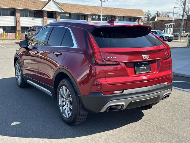 Used 2020 Cadillac XT4 Premium Luxury w/ Cold Weather Package image 8