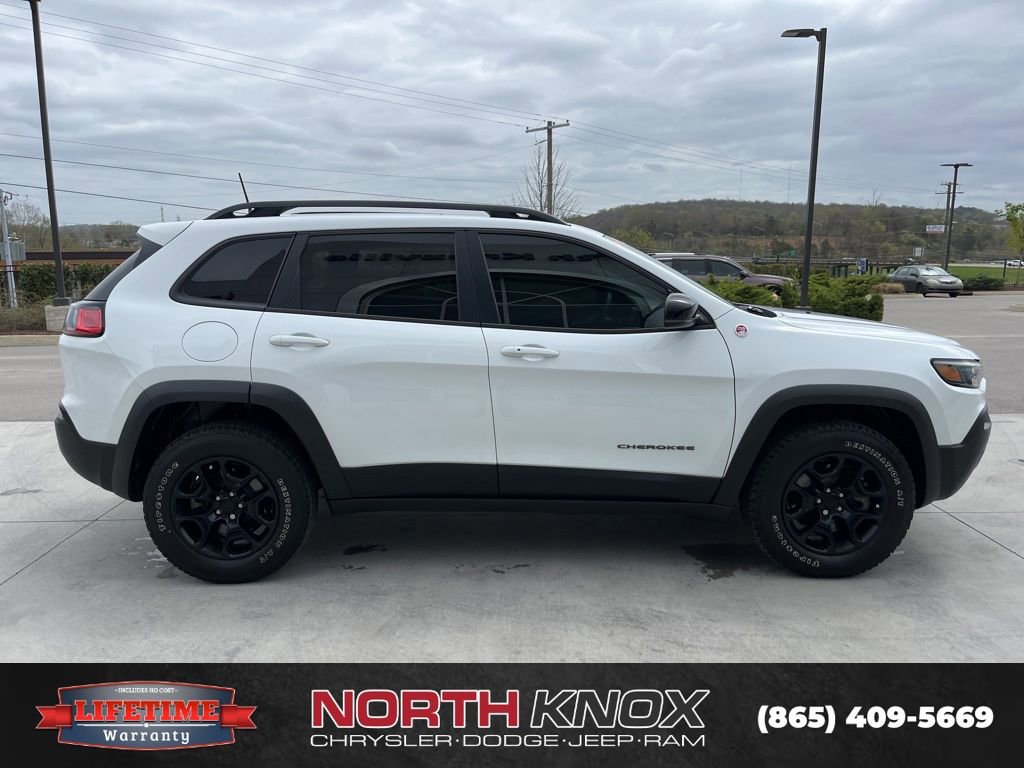 Used 2022 Jeep Cherokee Trailhawk w/ Sun, Sound & Nav Group image 21