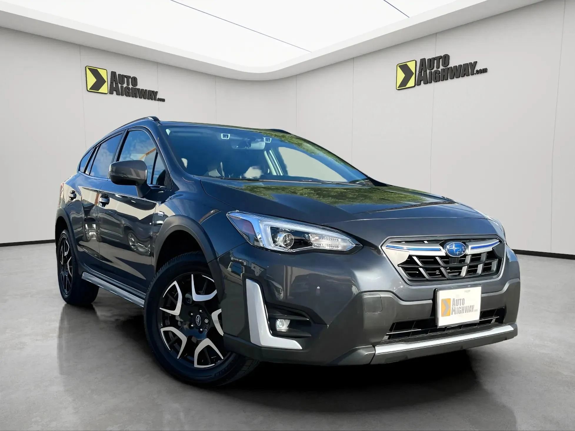 Used 2021 Subaru Crosstrek Hybrid w/ Moonroof Package w/Navigation