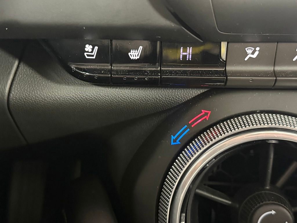 Used 2018 Chevrolet Camaro SS w/ Redline Edition RWD image 27