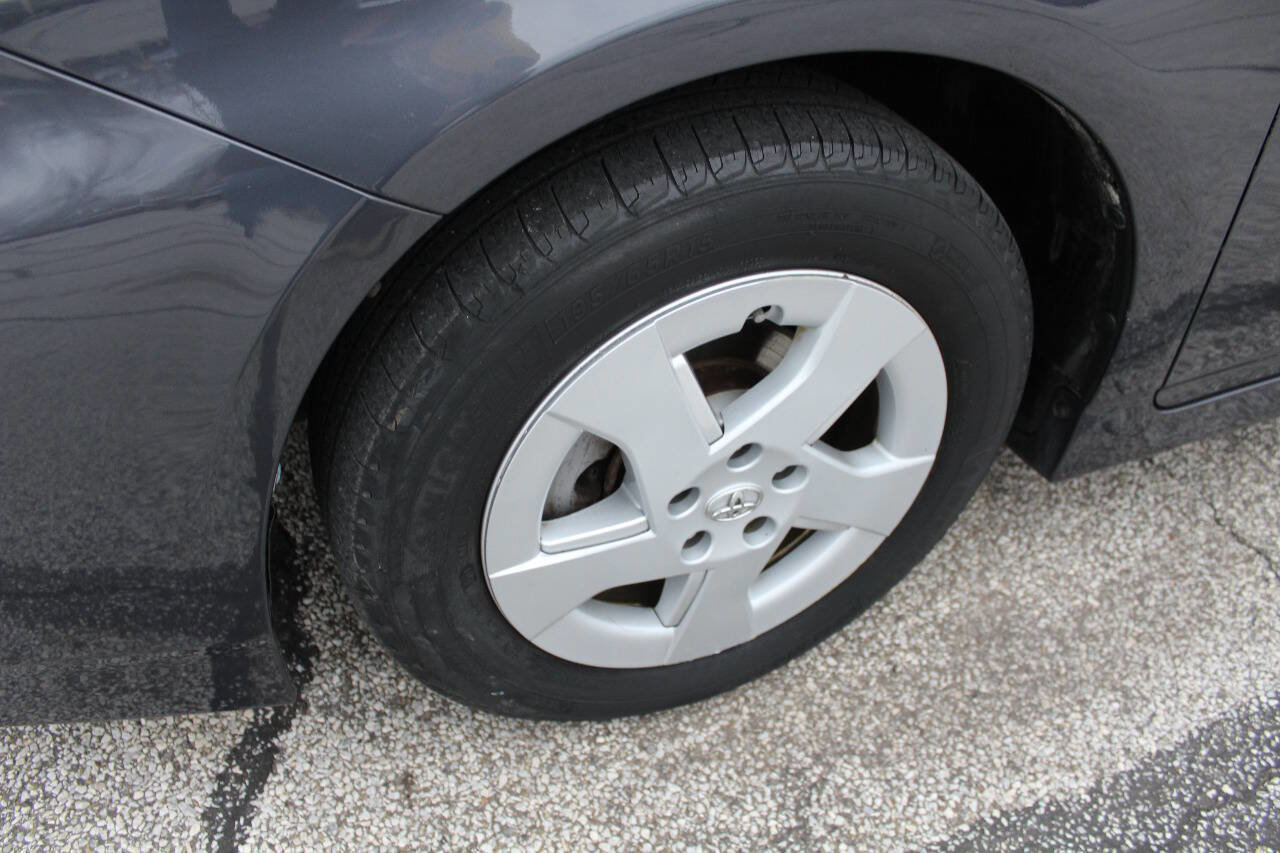 Used 2011 Toyota Prius Three image 10