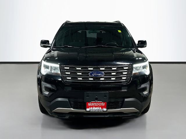 Used 2016 Ford Explorer XLT image 4