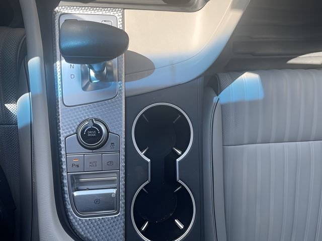 Used 2022 Genesis G70 3.3T w/ Sport Advanced Package image 24