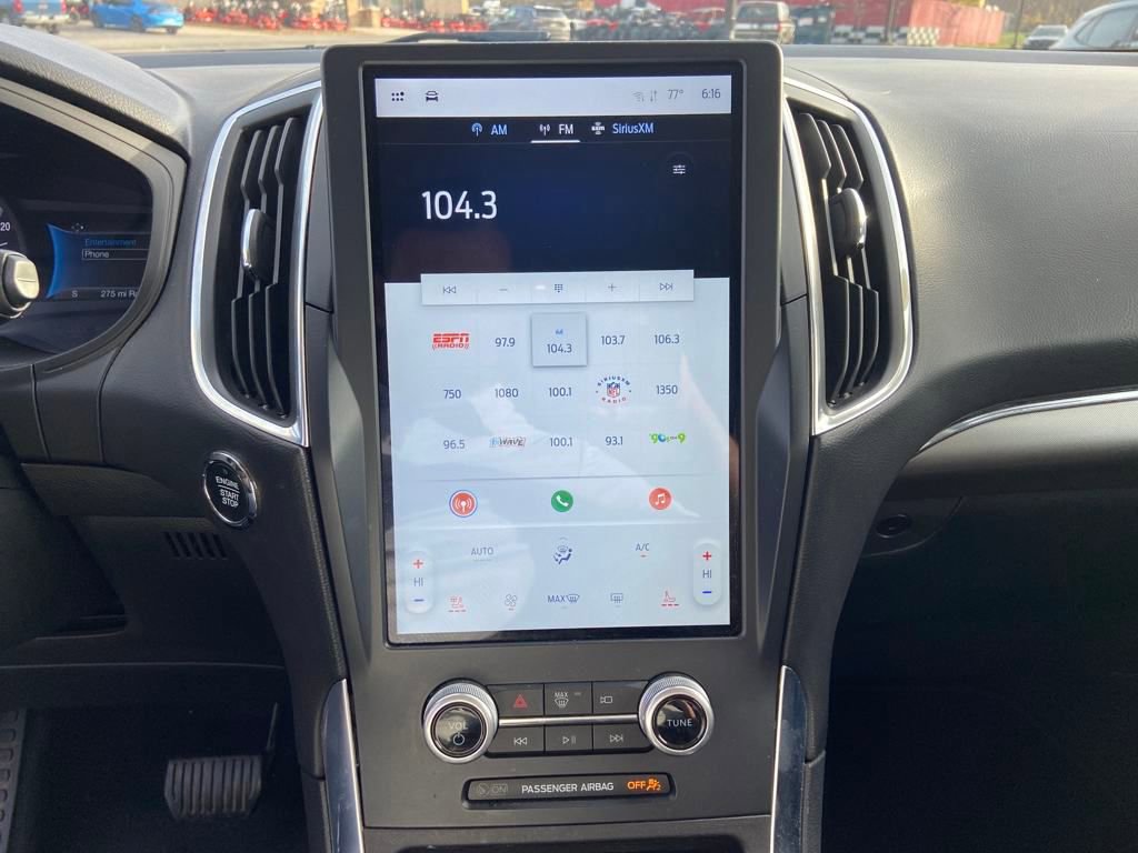 Used 2023 Ford Edge Titanium image 26