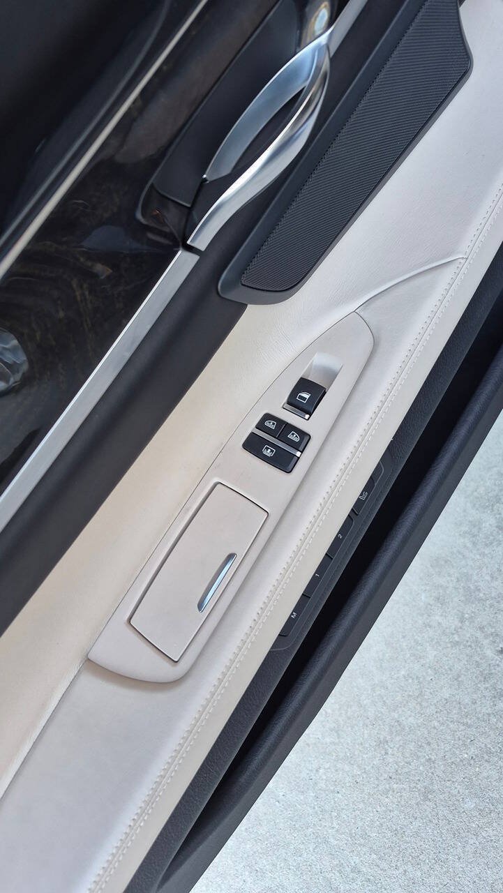 Used 2011 BMW 750Li xDrive AWD/4WD image 51