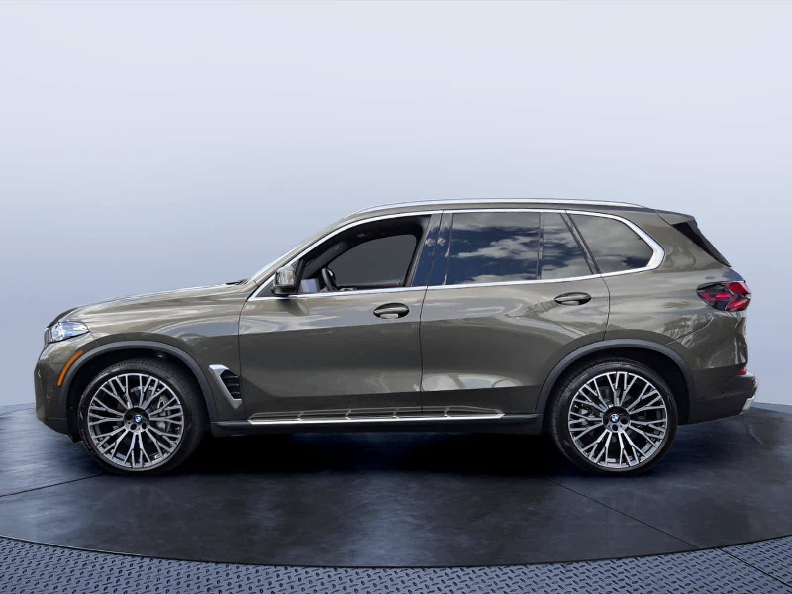 Certified 2026 BMW X5 sDrive40i RWD image 3
