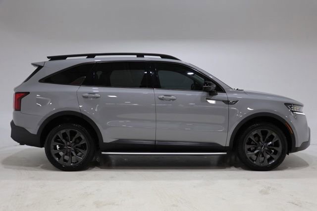 Used 2022 Kia Sorento SX Prestige w/ Rust Color Package AWD/4WD image 9