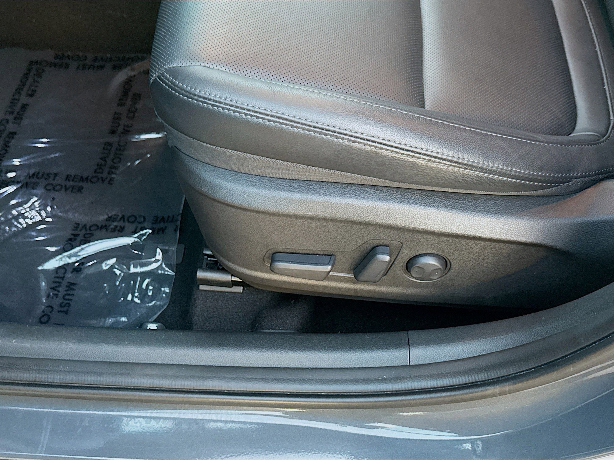 Used 2023 Hyundai Kona Limited w/ Cargo Package image 17