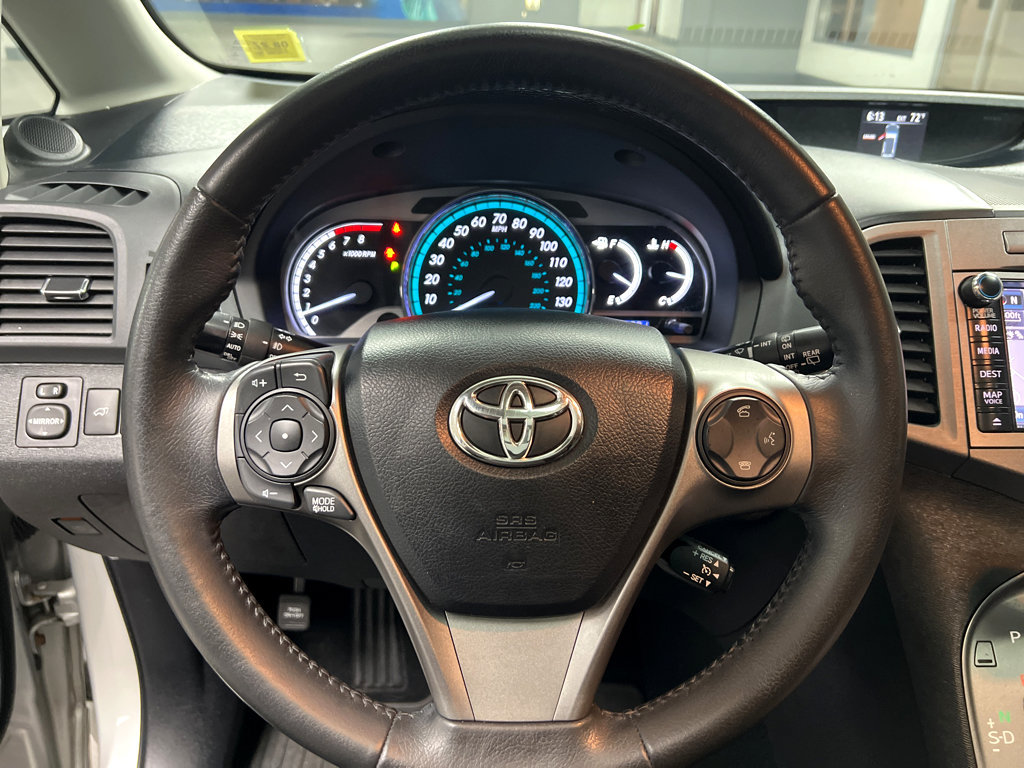 Used 2013 Toyota Venza Limited AWD/4WD image 11