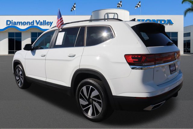 Used 2024 Volkswagen Atlas SE image 4