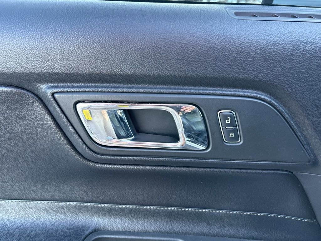 Used 2016 Ford Mustang GT Premium image 16