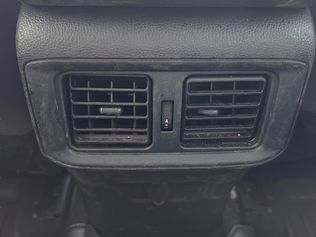 Used 2023 Toyota RAV4 LE FWD image 10