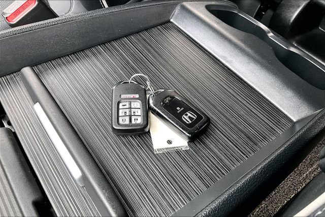 Certified 2024 Honda Odyssey Elite image 36