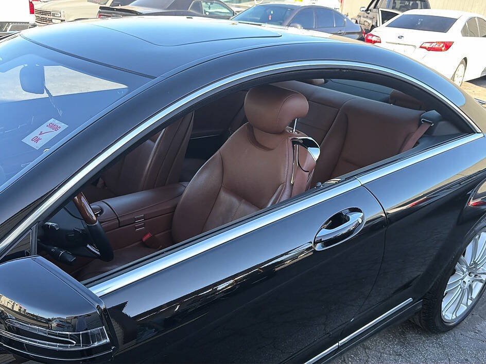 Used 2010 Mercedes-Benz CL 550 4MATIC image 5