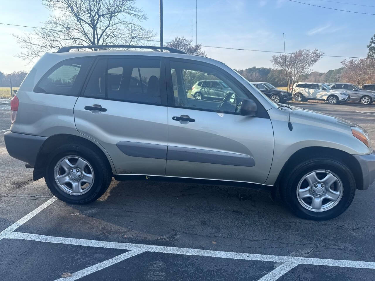 Used 2002 Toyota RAV4 4WD image 5