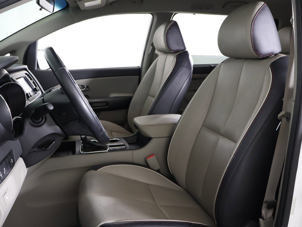 Used 2019 Kia Sedona EX image 27