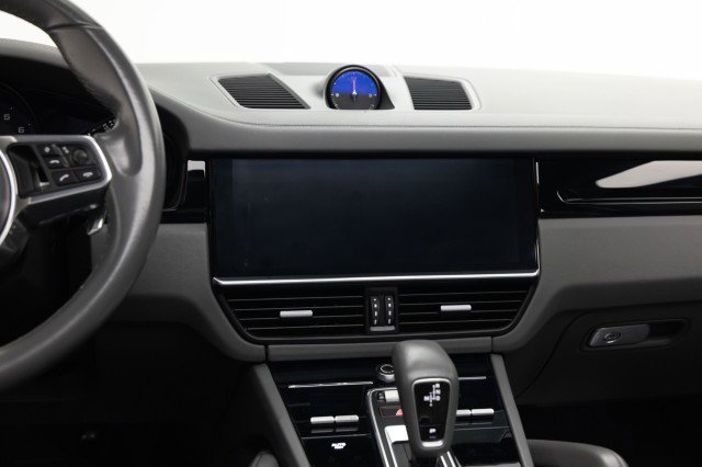 Used 2019 Porsche Cayenne image 40