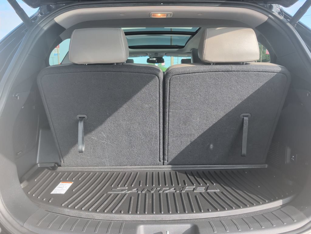Used 2018 Hyundai Santa Fe AWD image 22