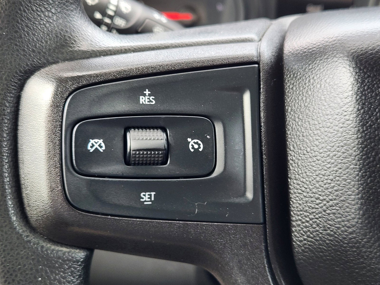 Used 2020 Chevrolet Silverado 1500 Custom w/ Custom Value Package RWD image 24