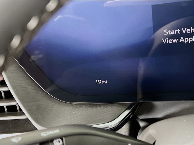 New 2025 Buick Envision Sport Touring image 29