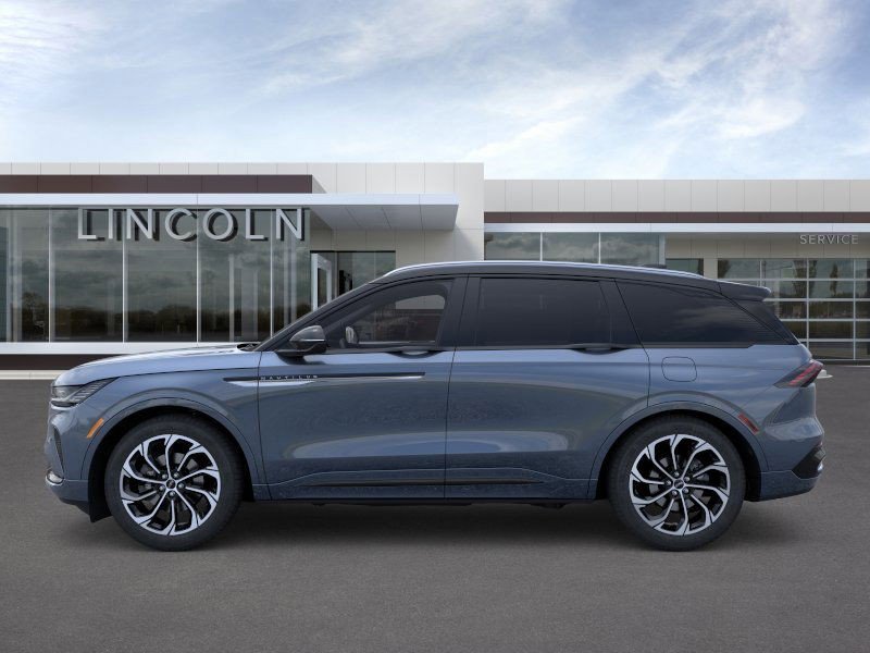 New 2026 Lincoln Nautilus Reserve image 3