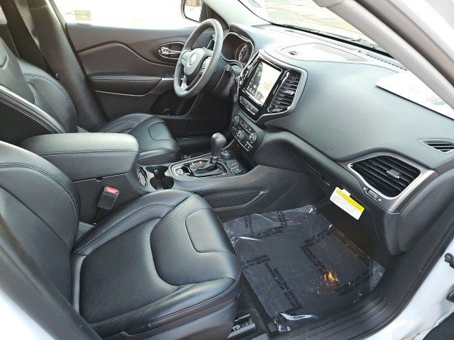 Used 2022 Jeep Cherokee Limited image 11