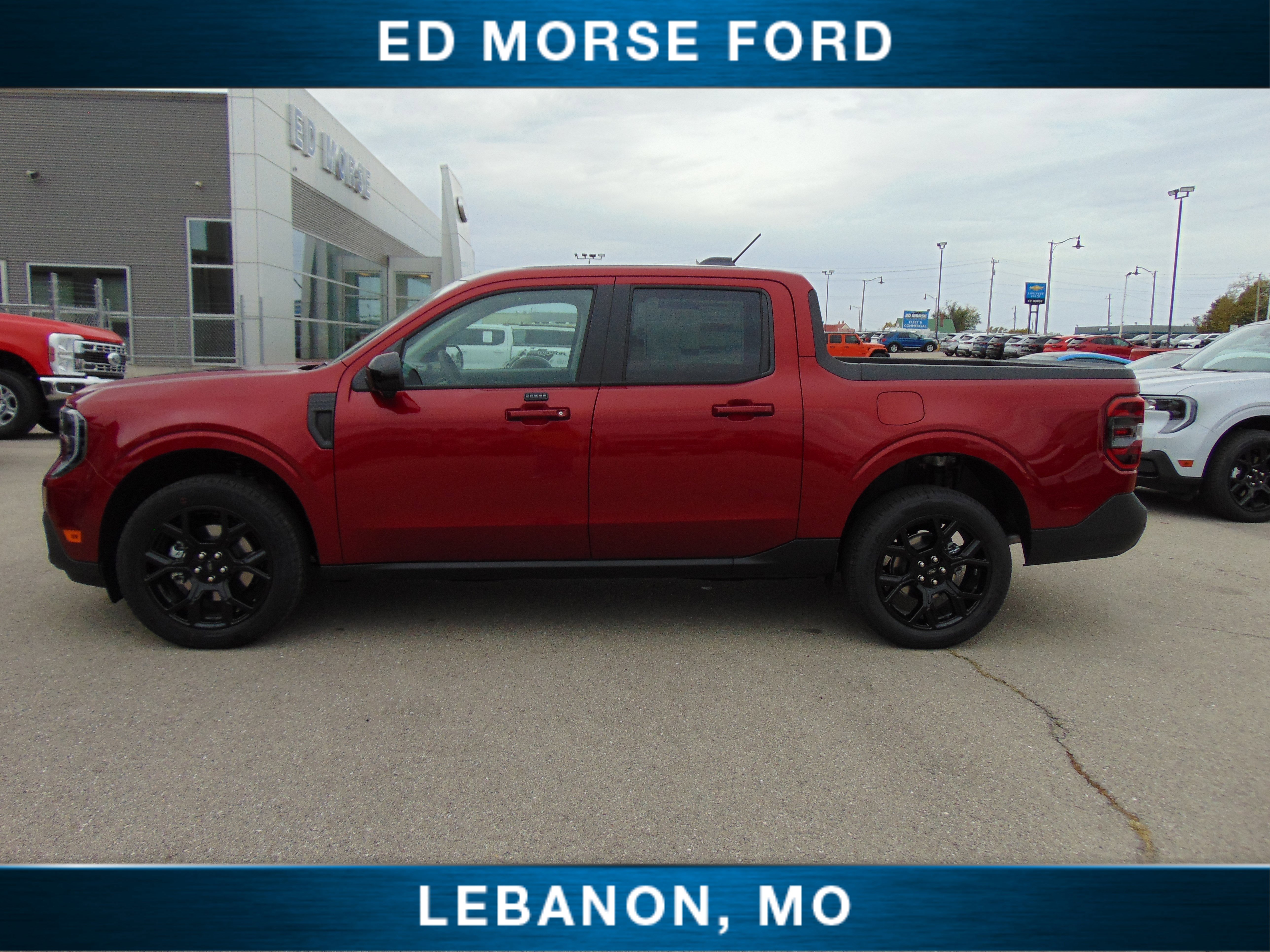 New 2025 Ford Maverick Lariat w/ Black Appearance Package image 2