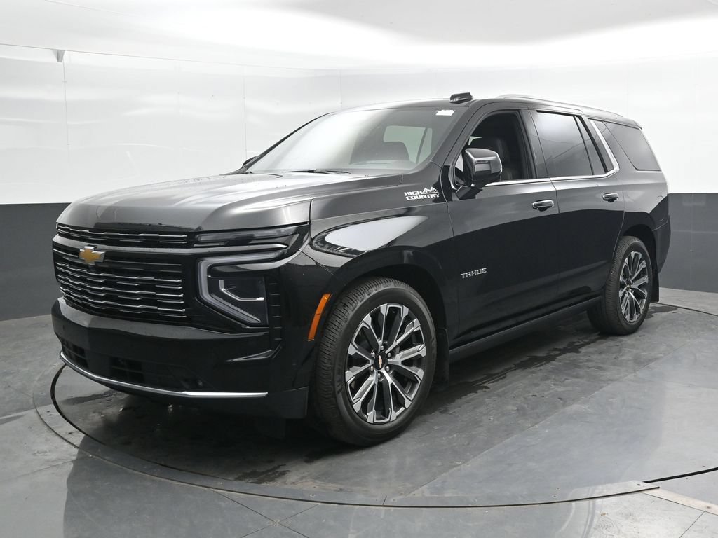 Used 2025 Chevrolet Tahoe High Country AWD/4WD image 8