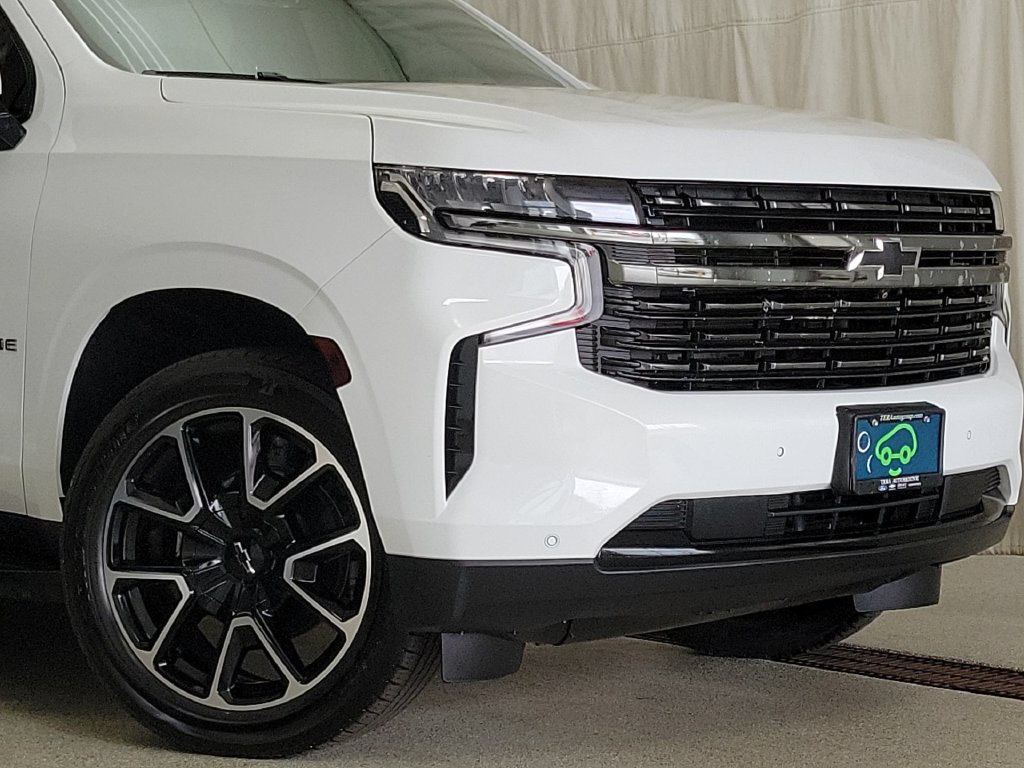 Certified 2022 Chevrolet Tahoe RST w/ Luxury Package AWD/4WD image 6