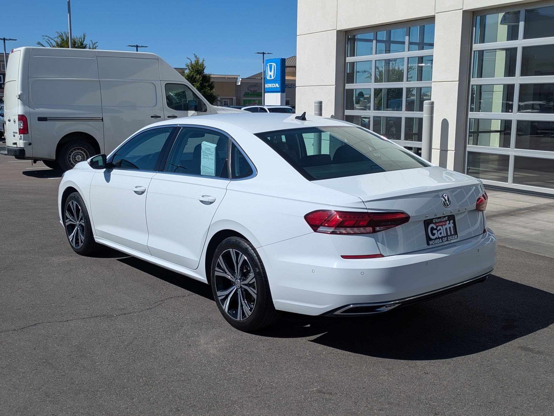 Used 2020 Volkswagen Passat 2.0T SEL FWD image 8