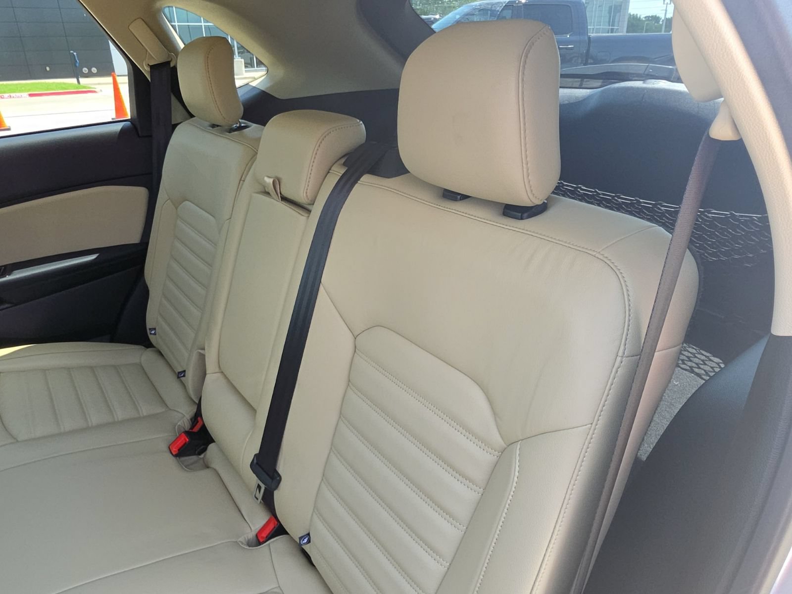 Used 2018 Ford Edge SEL w/ Equipment Group 201A FWD image 18