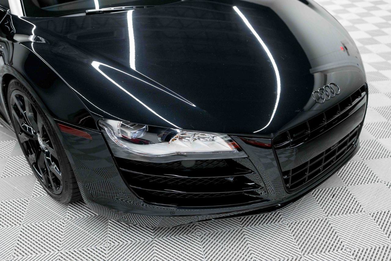 Used 2011 Audi R8 V10 AWD/4WD image 7
