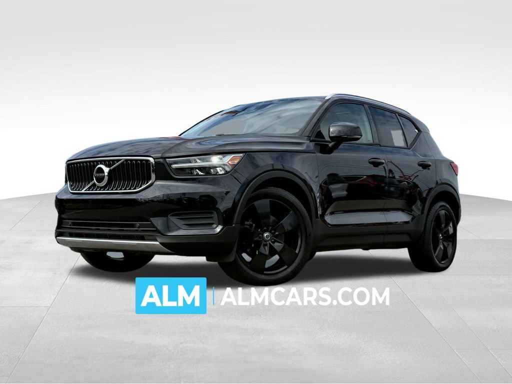 Used 2020 Volvo XC40 T5 Momentum
