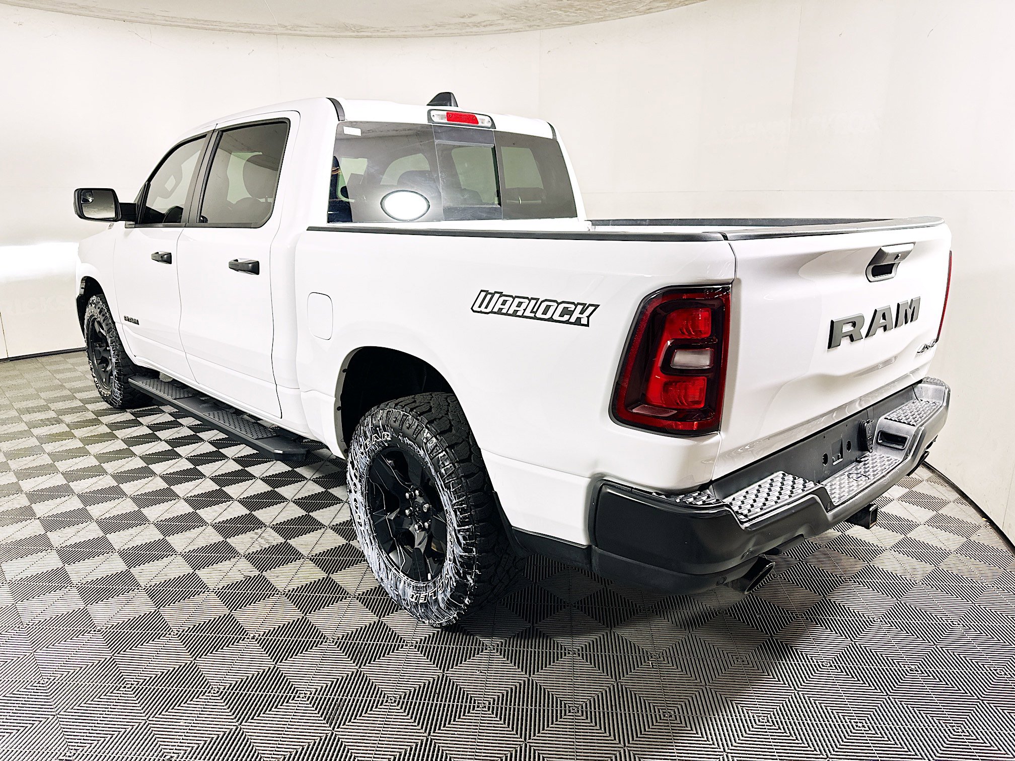 Used 2025 RAM 1500 Classic Warlock image 5