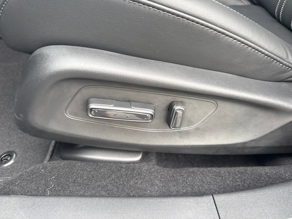New 2027 Honda HR-V EX-L image 22