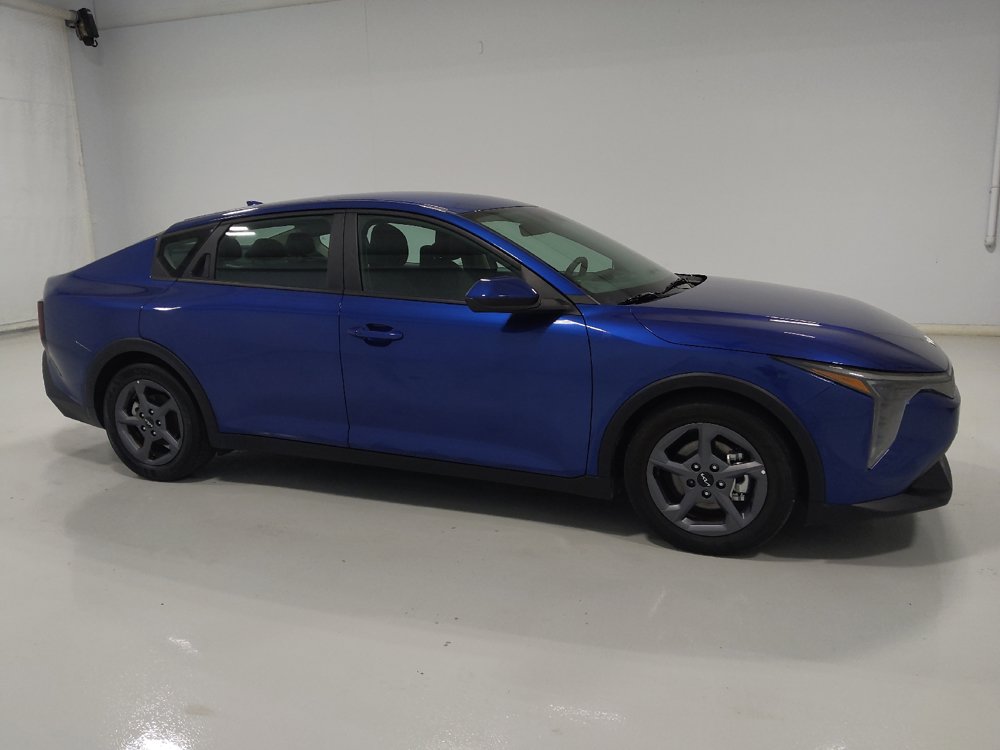 Used 2025 Kia K4 FWD image 11
