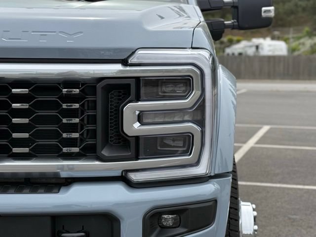 Used 2026 Ford F450 Platinum AWD/4WD image 9