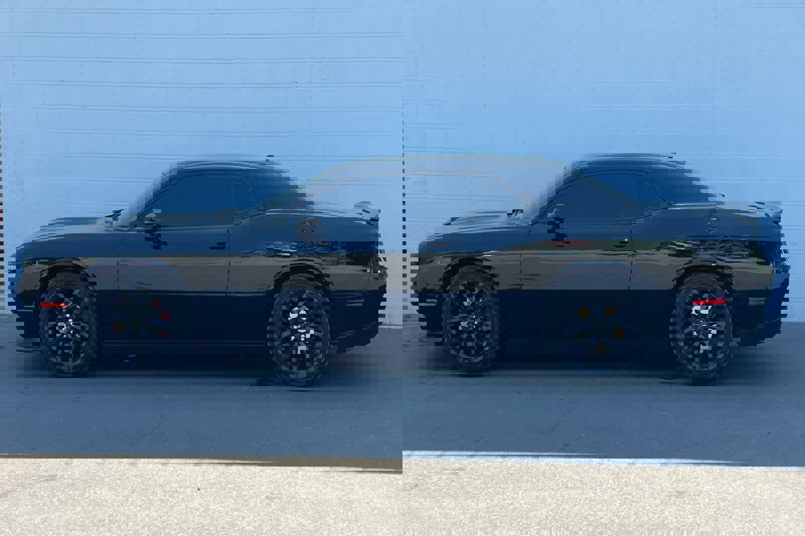 Used 2020 Dodge Challenger GT w/ Blacktop Package image 6