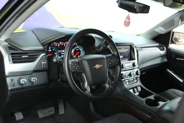 Used 2019 Chevrolet Tahoe LS AWD/4WD image 14