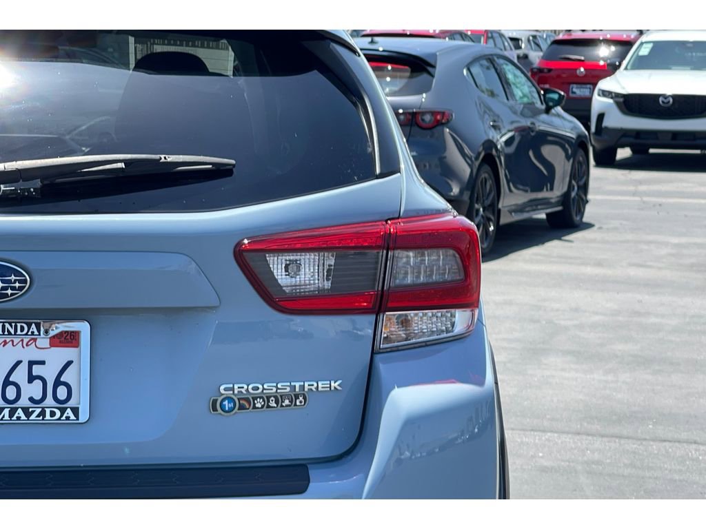 Used 2020 Subaru Crosstrek 2.0i Limited w/ Moonroof Package w/Navigation AWD/4WD image 17